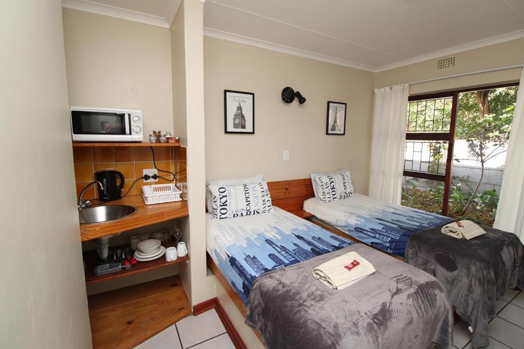 Hotel Haven On Hoopoe Sedgefield Esterno foto